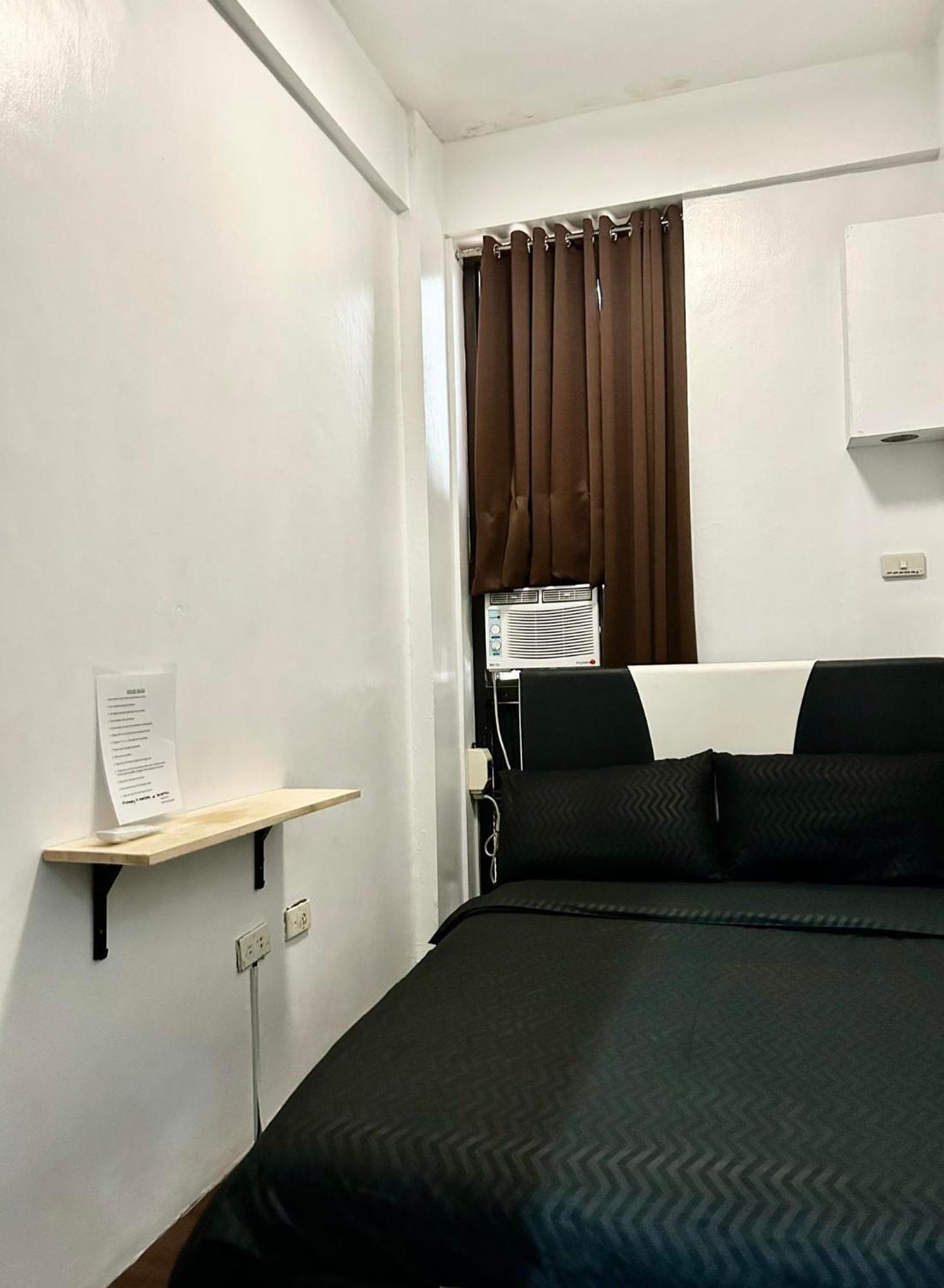 Private Room With Ac And Fan At Ekg Manila House Rental Exterior foto